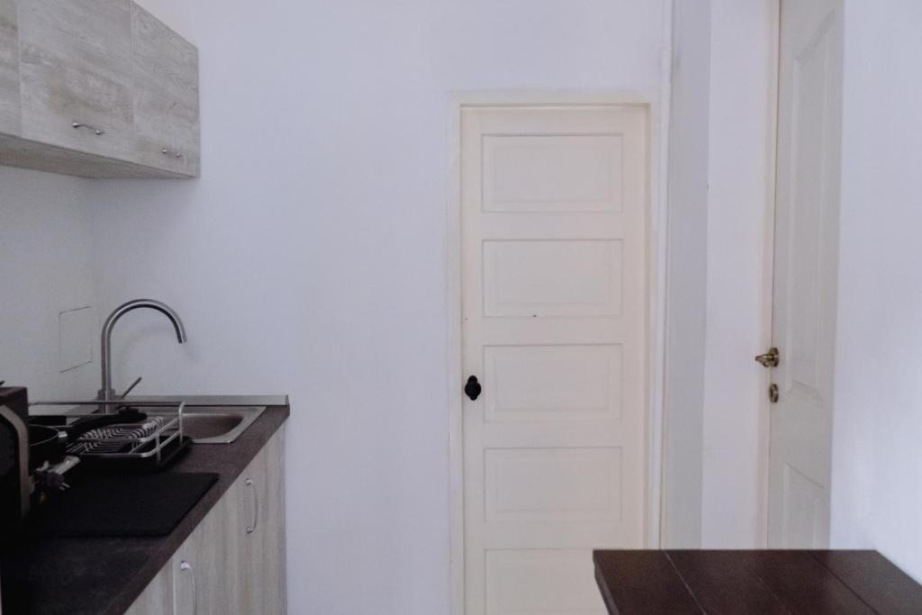 ☆ Bulevard Apartments ☆ Arad Eksteriør billede