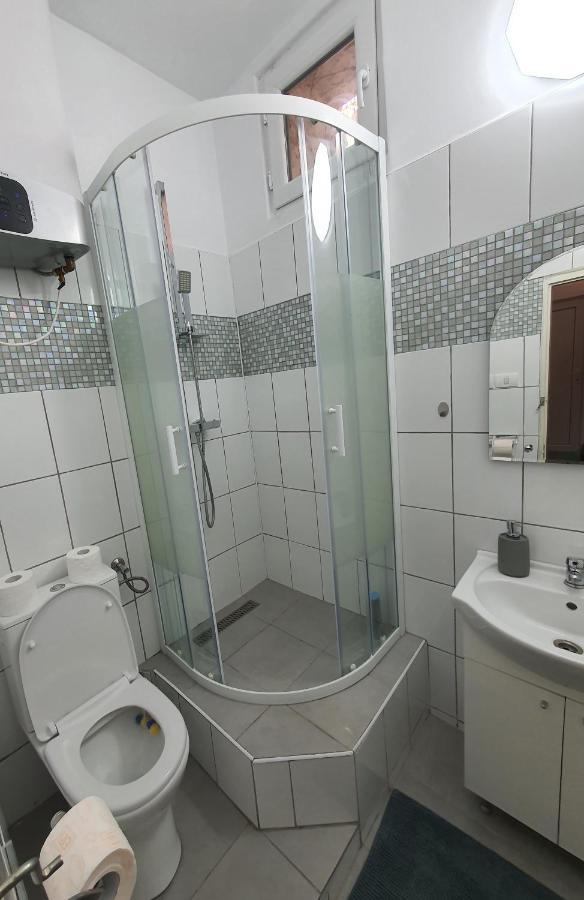 ☆ Bulevard Apartments ☆ Arad Eksteriør billede