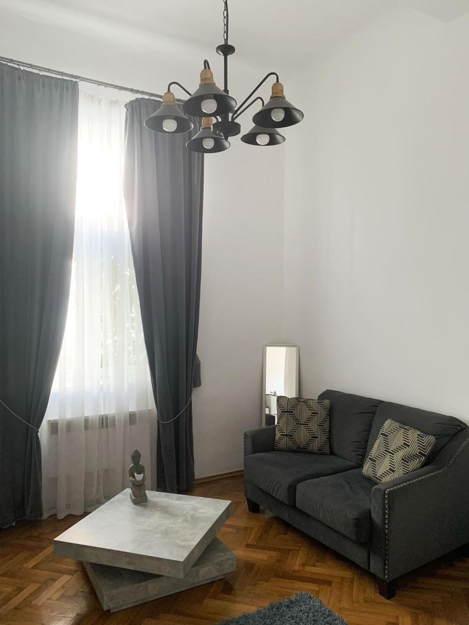 ☆ Bulevard Apartments ☆ Arad Eksteriør billede